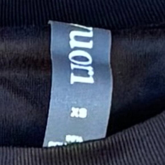 Vuori Performance Jogger and Vuori Energy Top Long - Picture 13 of 13